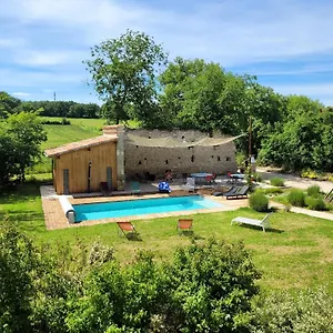 Hébergement de vacances Campagne Famille 15 Pers Piscine Chauffée Jeux Enfants Pétanque, Saint-Sauvy