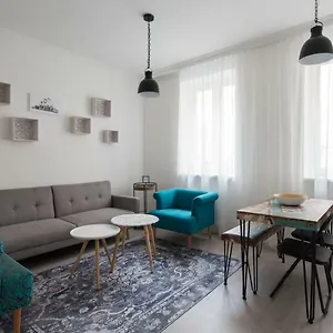 Let It Be U1, U2, U4 Karlsplatz Oper Appartement Vienne