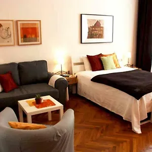 Cosy Close To Appartement Vienne
